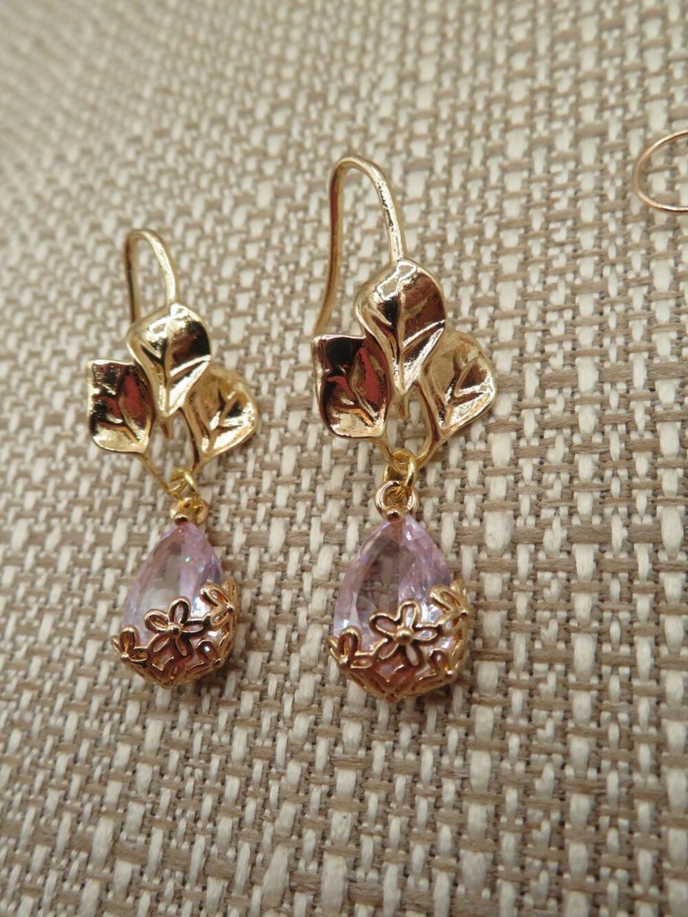 4 Pairs Crystal Beaded Gold Tone Dangle Earrings - Picture 4 of 10